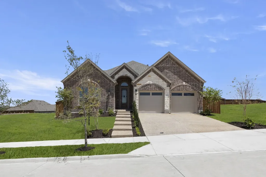 1227 Stone Cliff Drive Lucas TX 75098