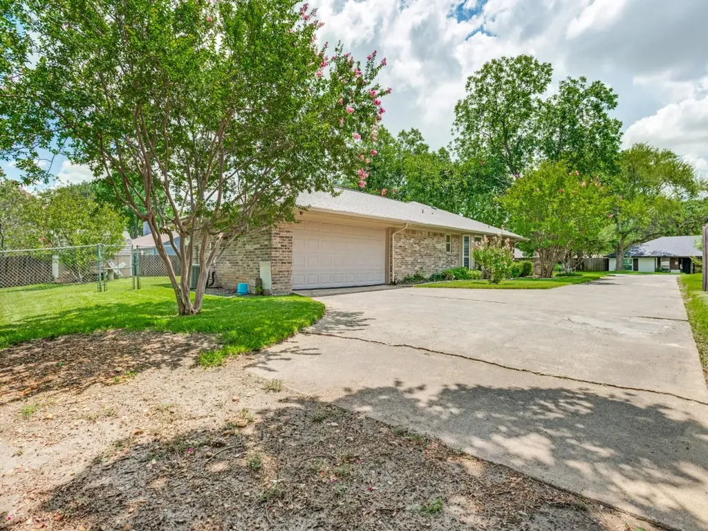 304 Forestcrest Lane Coppell TX 75019
