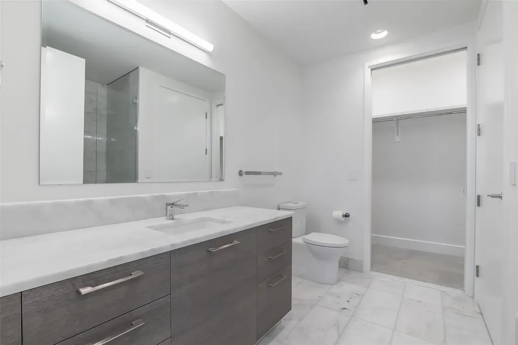 7901 Windrose Avenue Plano TX 75024