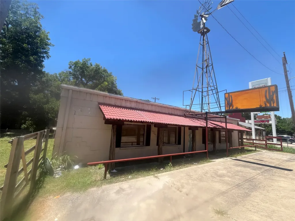 406 N Second Street Hico TX 76457