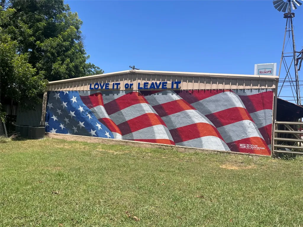 406 N Second Street Hico TX 76457