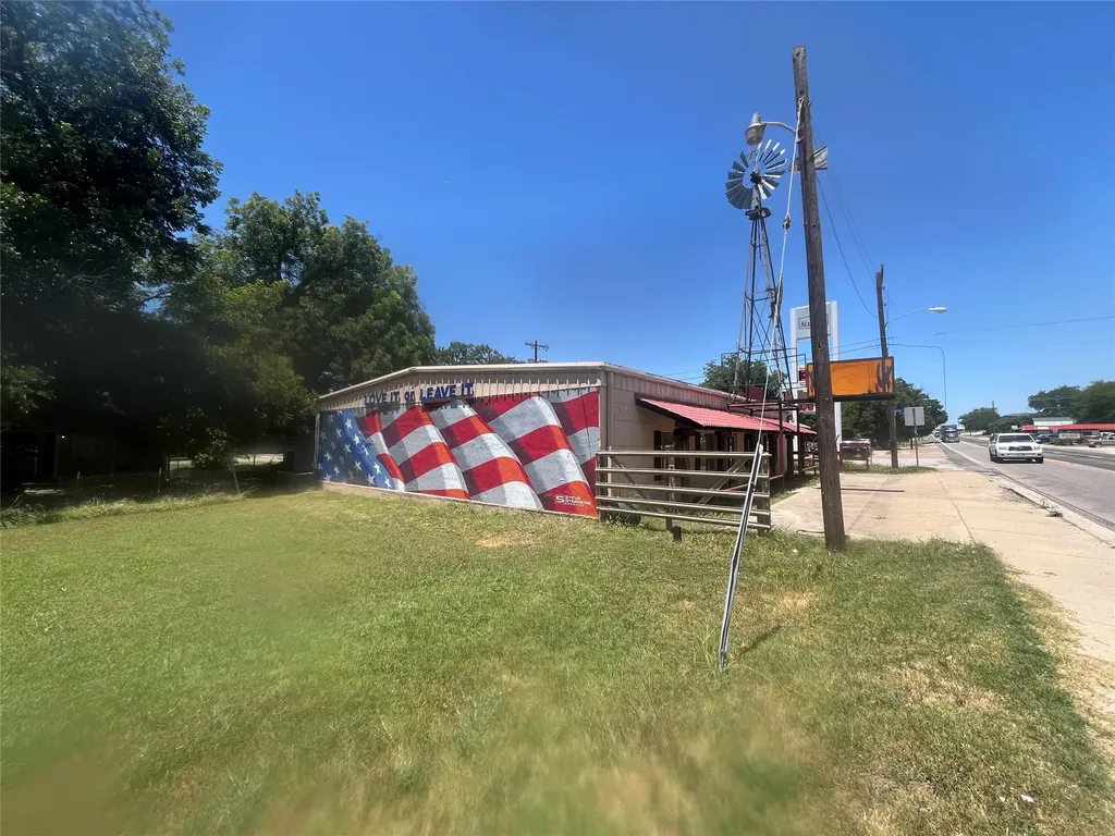 406 N Second Street Hico TX 76457