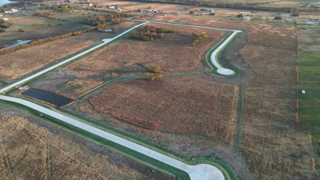 Lot 17 Lake Ontario Court Sanger TX 76266