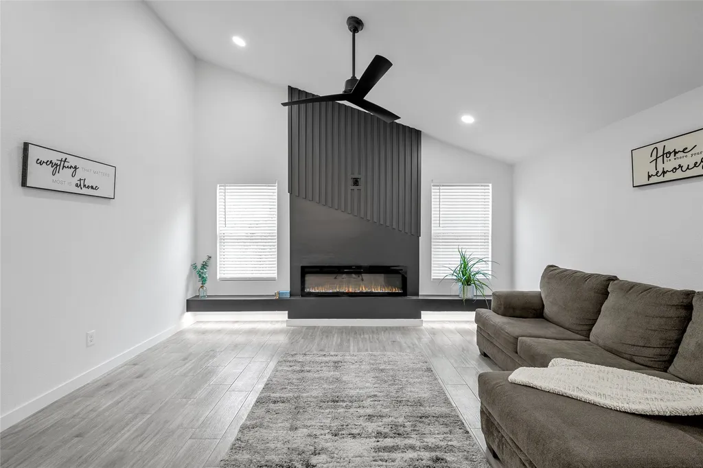 476 Paso Fino Street Waco TX 76706