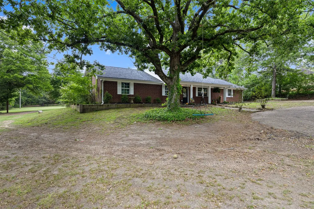 113 Dearing Creek Road Gladewater TX 75647