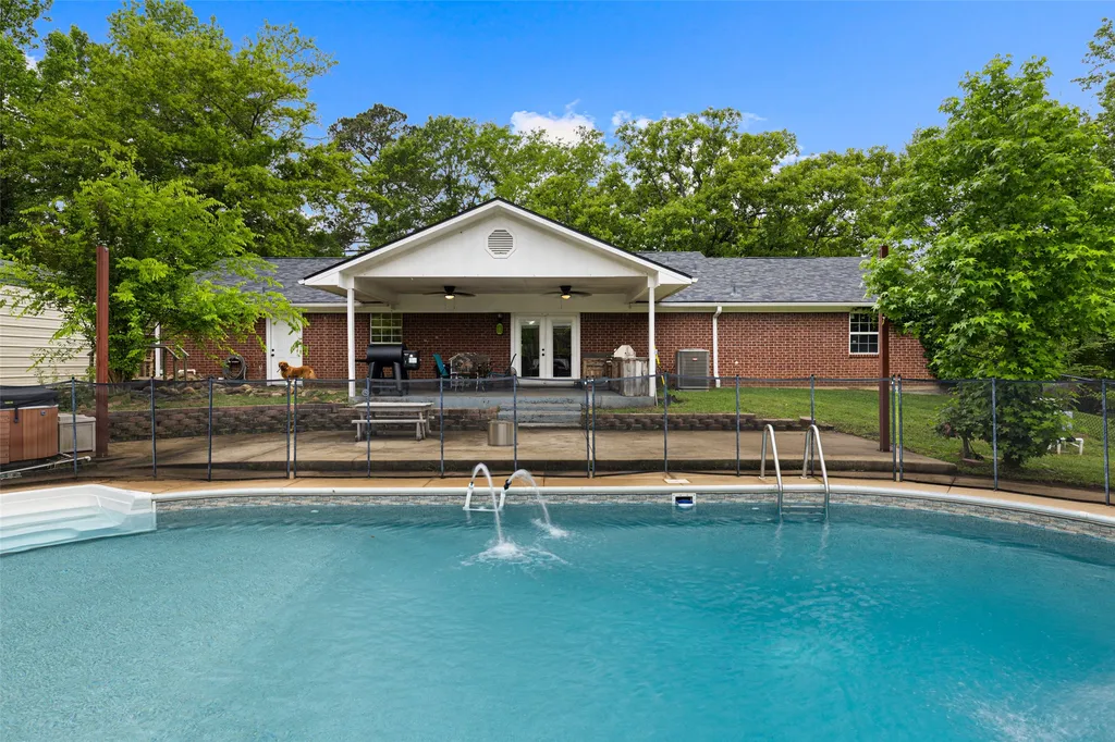 113 Dearing Creek Road Gladewater TX 75647