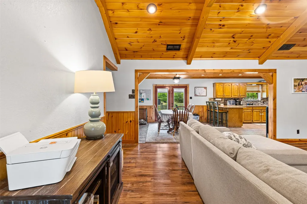 113 Dearing Creek Road Gladewater TX 75647