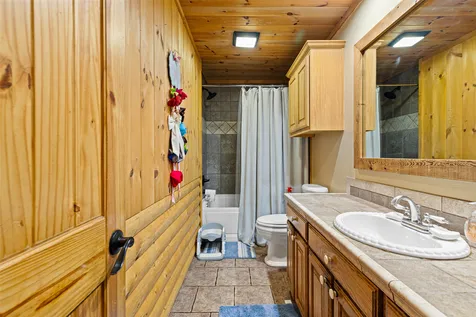 113 Dearing Creek Road Gladewater TX 75647