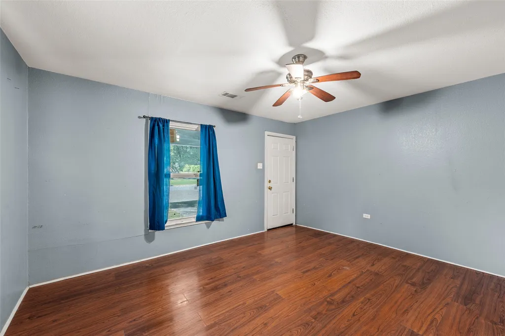 2225 Mitchell Avenue Waco TX 76708