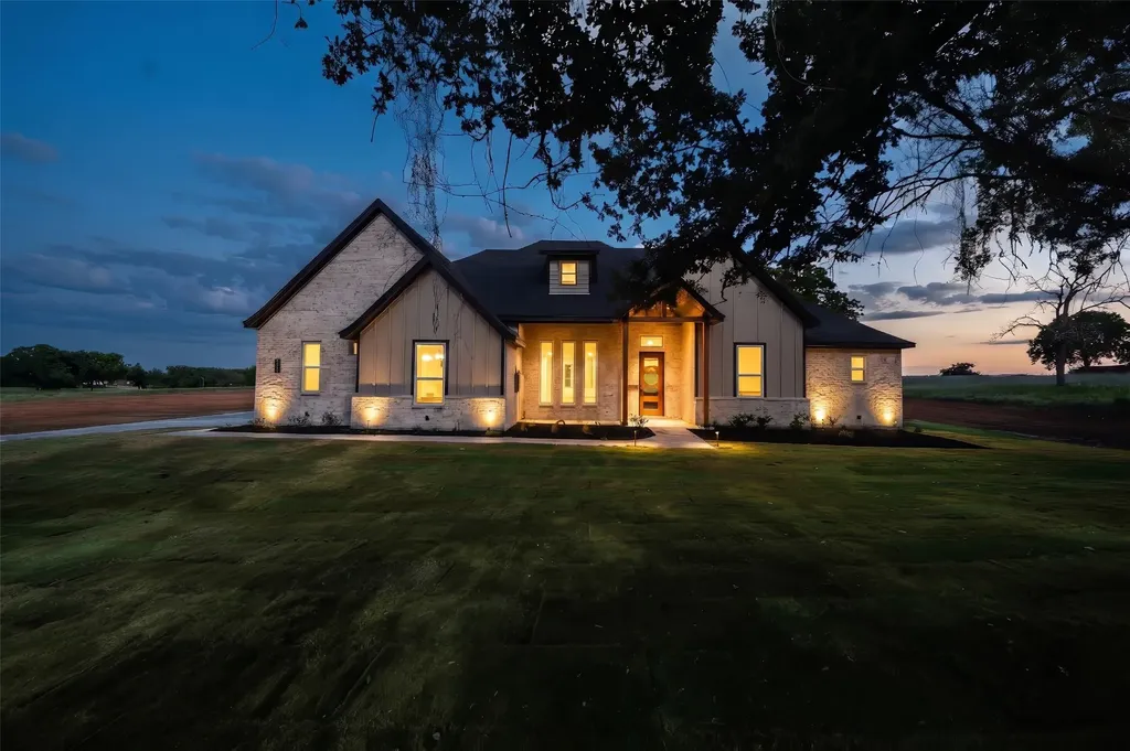 1045 Vh Ranch Road Poolville TX 76487