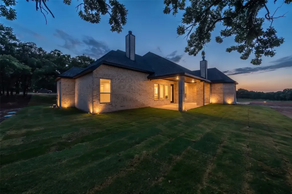 1045 Vh Ranch Road Poolville TX 76487