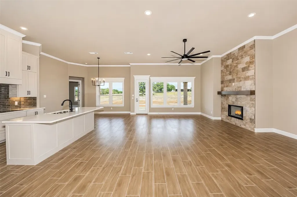 1045 Vh Ranch Road Poolville TX 76487