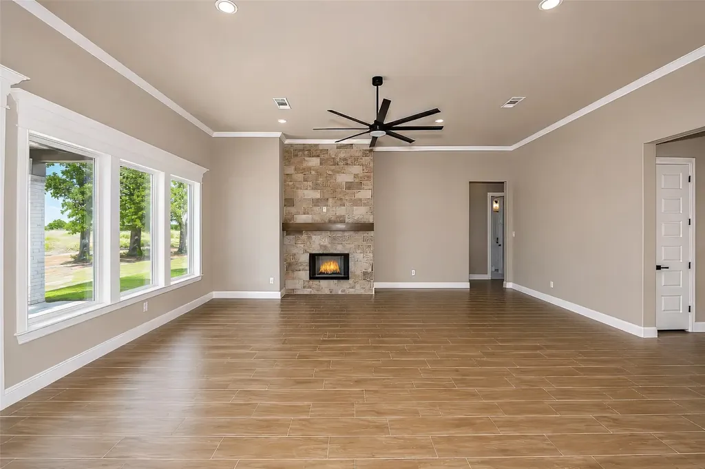 1045 Vh Ranch Road Poolville TX 76487