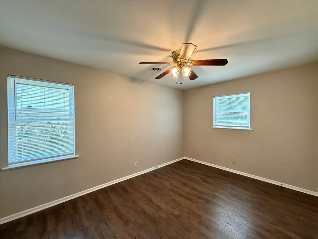 3720 Eastridge Haltom City TX 76117