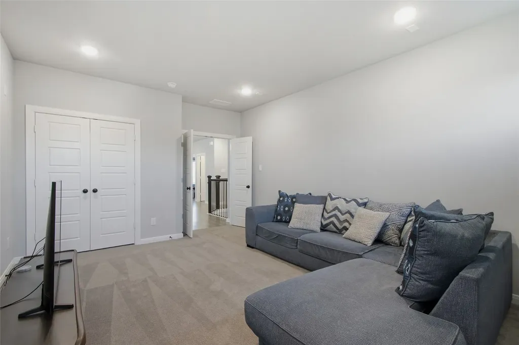 1520 Arrowwood Ridge Northlake TX 76226