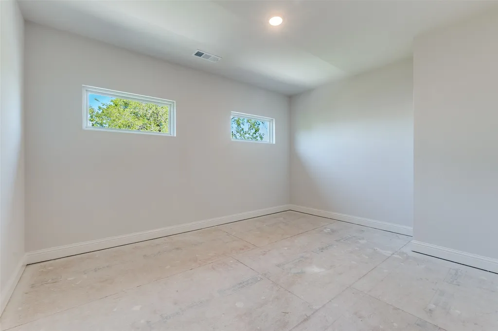 3845 Van Ness Lane Dallas TX 75220