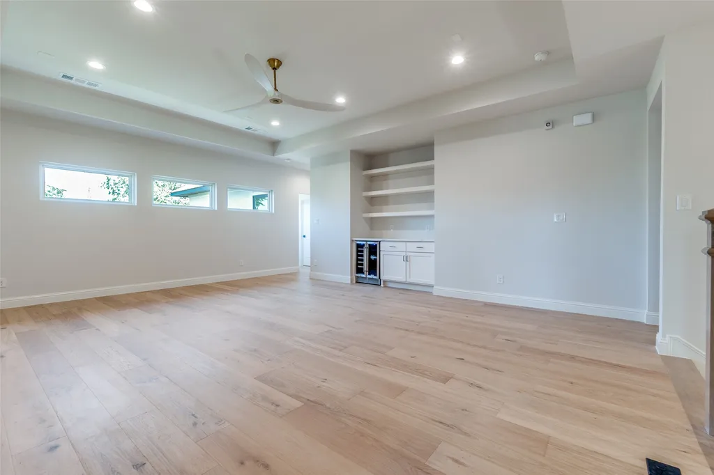 3845 Van Ness Lane Dallas TX 75220