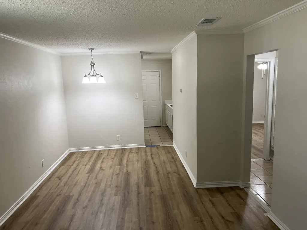 208 Hosack Street Arlington TX 76010