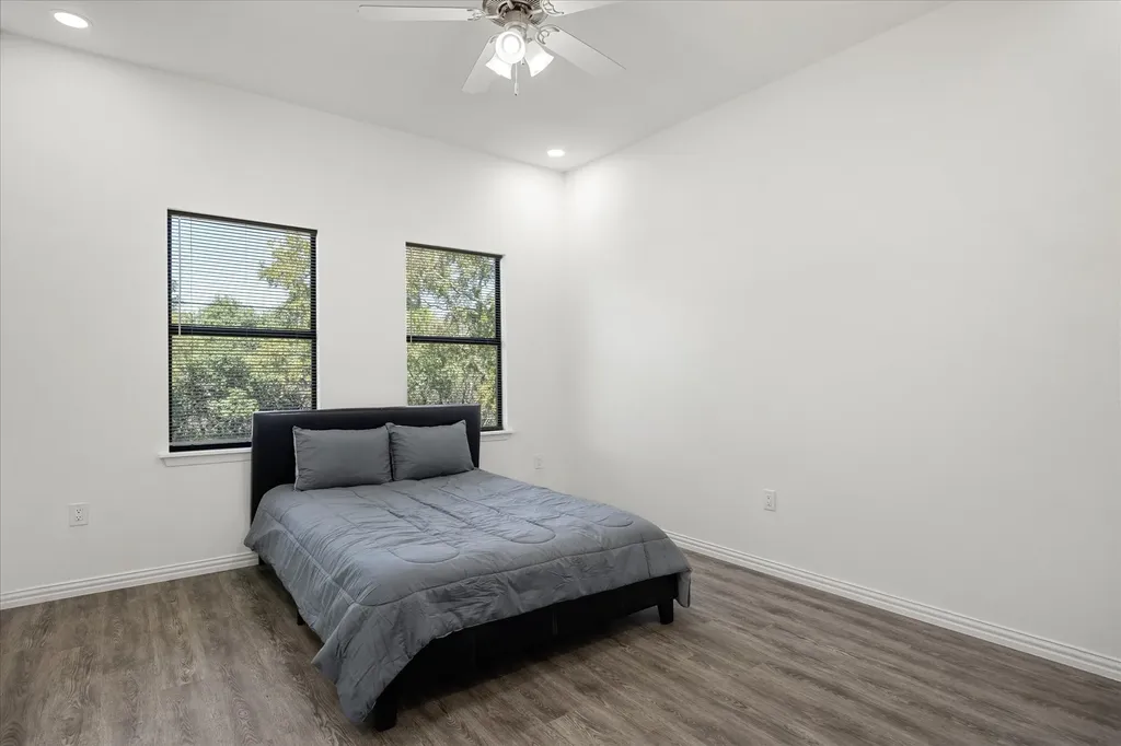 3605 Flint Rock Circle Granbury TX 76048