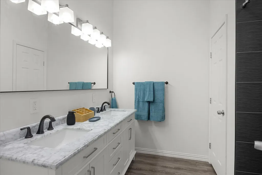 3605 Flint Rock Circle Granbury TX 76048