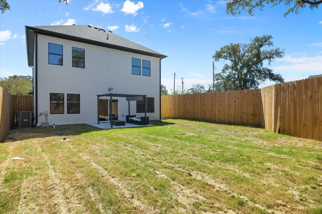 3605 Flint Rock Circle Granbury TX 76048
