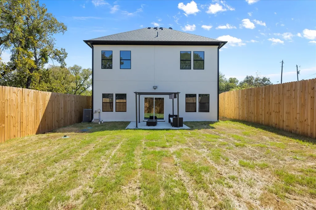 3605 Flint Rock Circle Granbury TX 76048