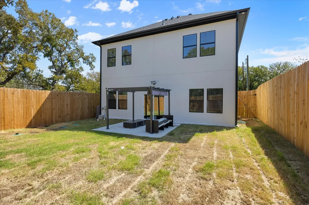 3605 Flint Rock Circle Granbury TX 76048