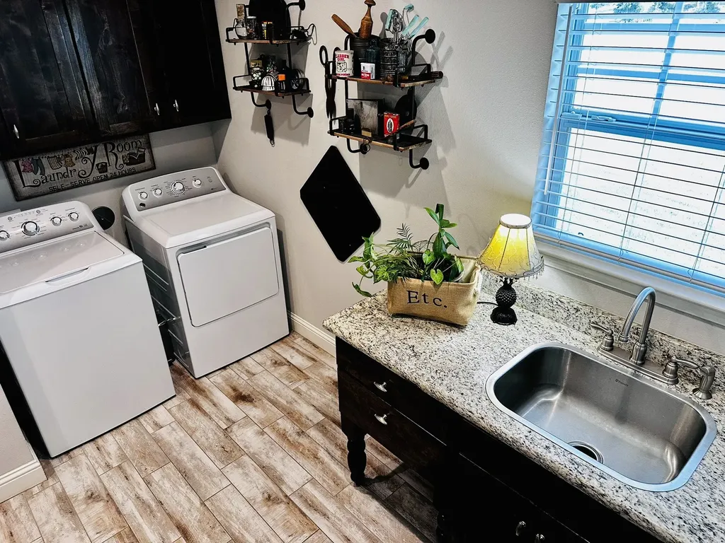 13598 Fm 47 Wills Point TX 75169