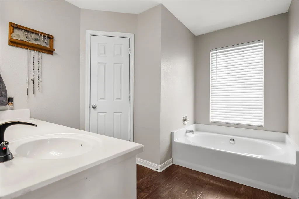 1794 Inez Drive Robinson TX 76706