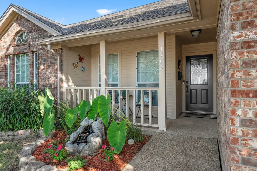 1794 Inez Drive Robinson TX 76706