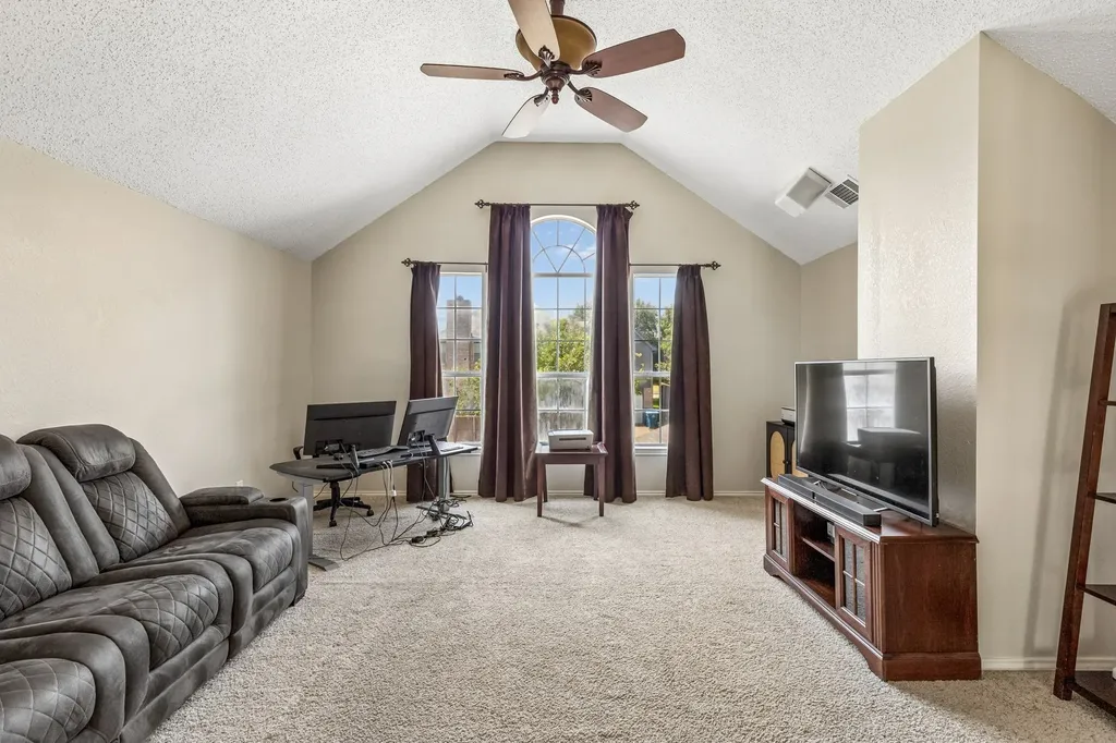 8710 Creekside Drive Rowlett TX 75089