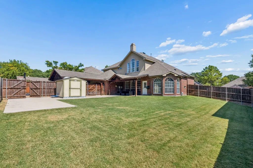 8710 Creekside Drive Rowlett TX 75089