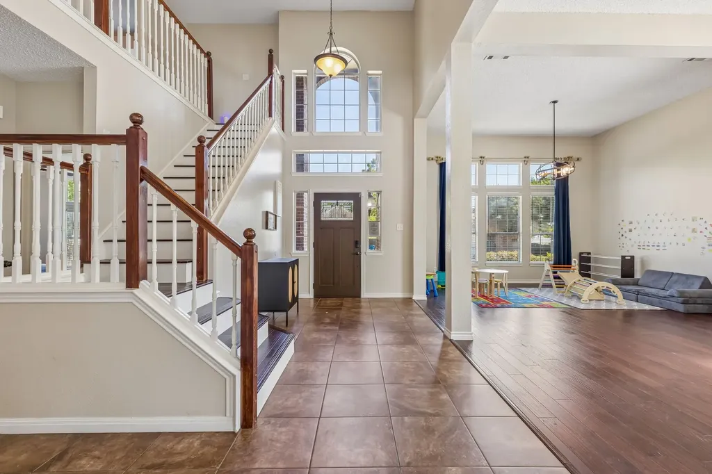 8710 Creekside Drive Rowlett TX 75089