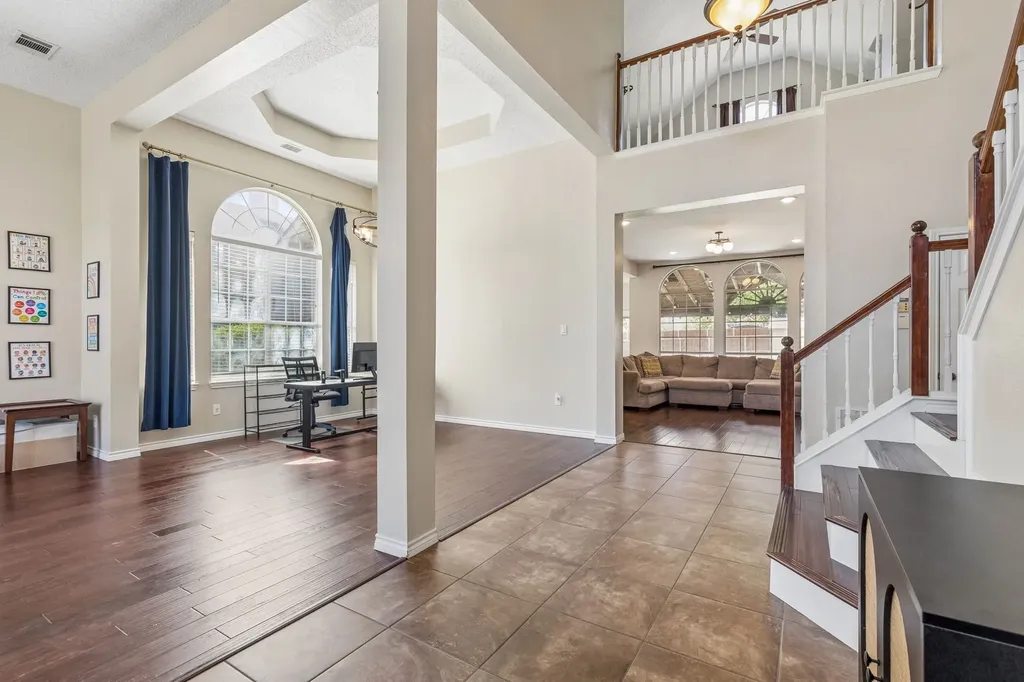8710 Creekside Drive Rowlett TX 75089