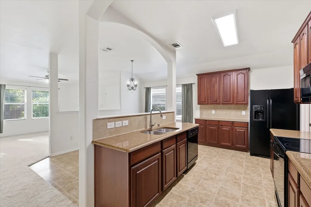 4709 Redbud Drive Denton TX 76208