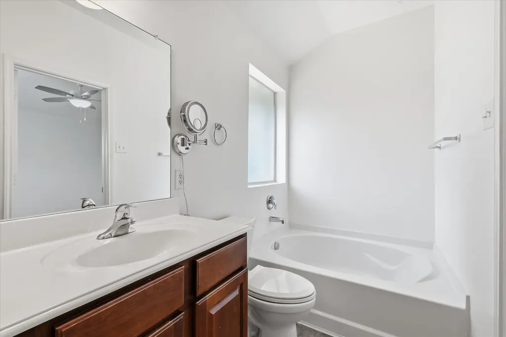 4709 Redbud Drive Denton TX 76208