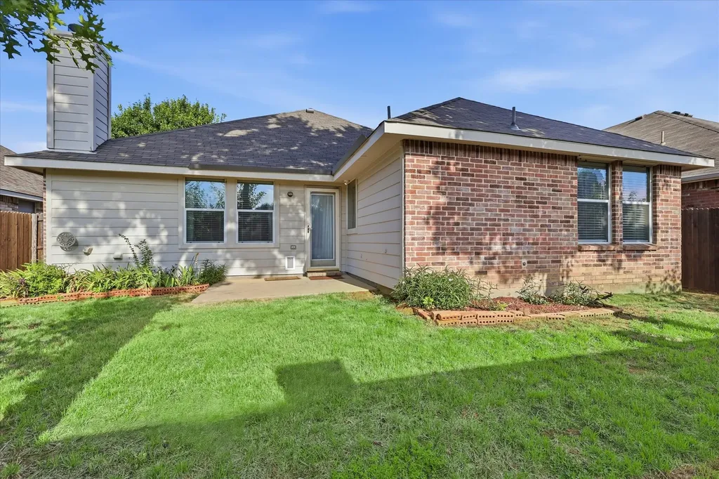 4709 Redbud Drive Denton TX 76208