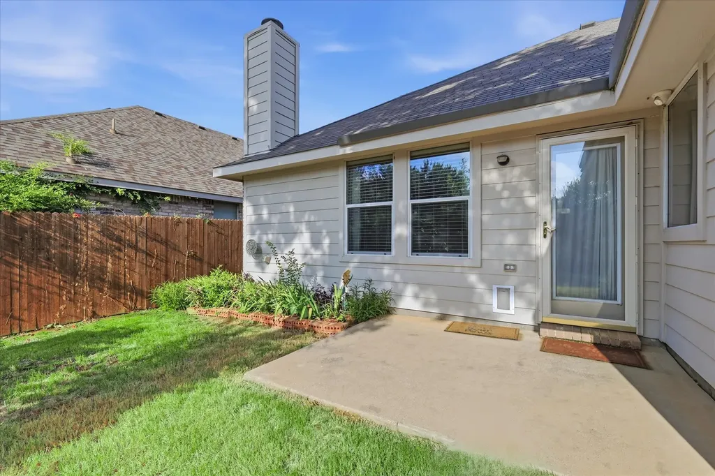4709 Redbud Drive Denton TX 76208