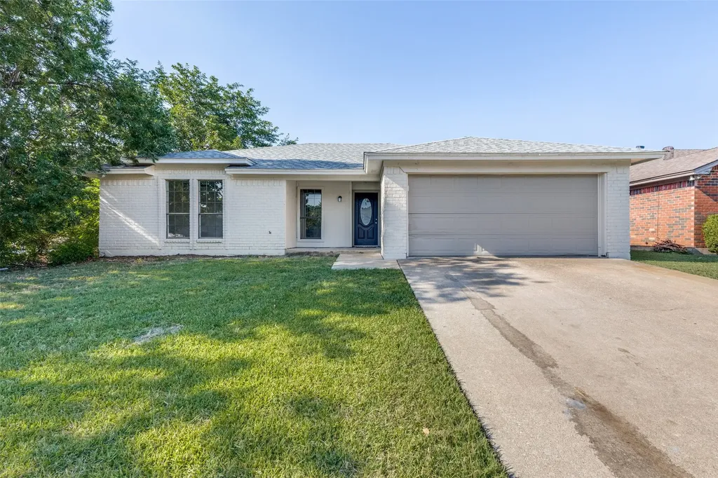 6348 N Park Drive Watauga TX 76148
