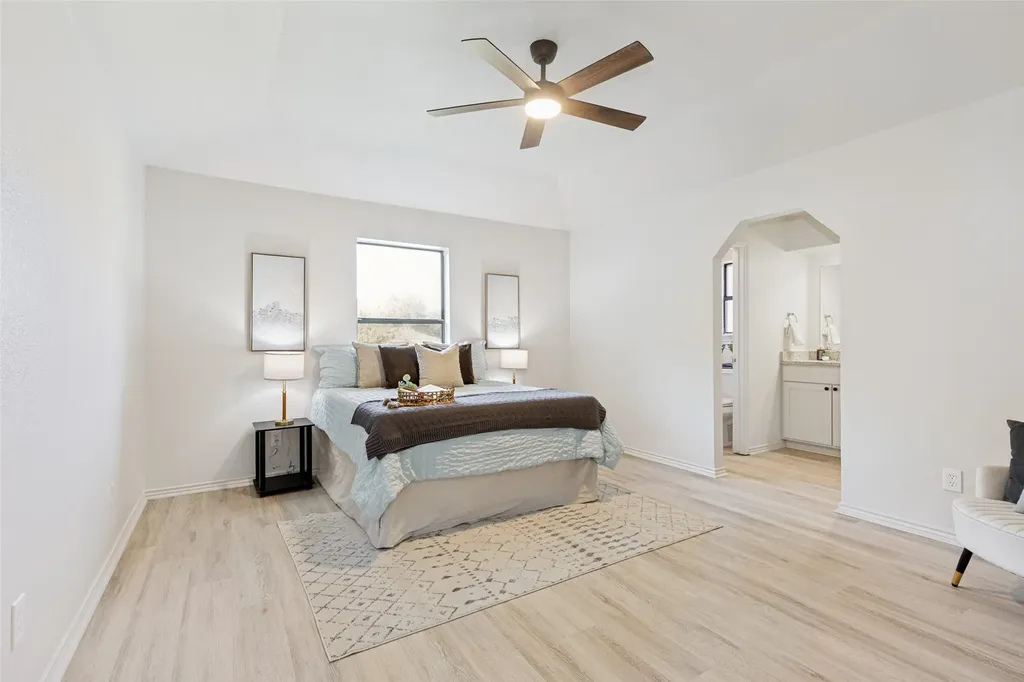 6348 N Park Drive Watauga TX 76148