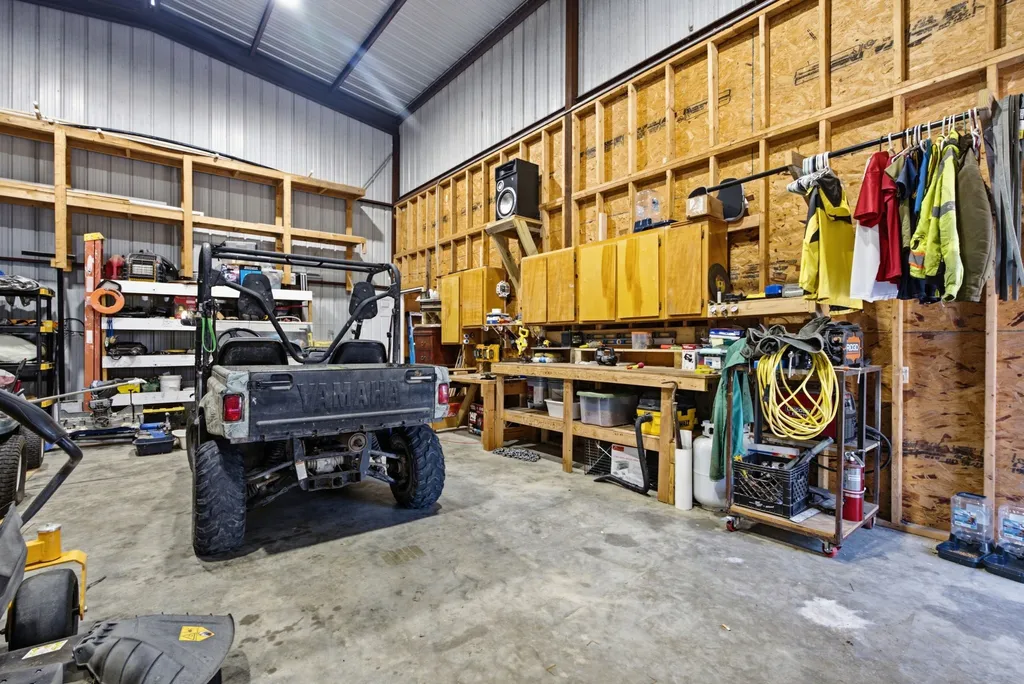 719 Vz County Road 4418 Canton TX 75103