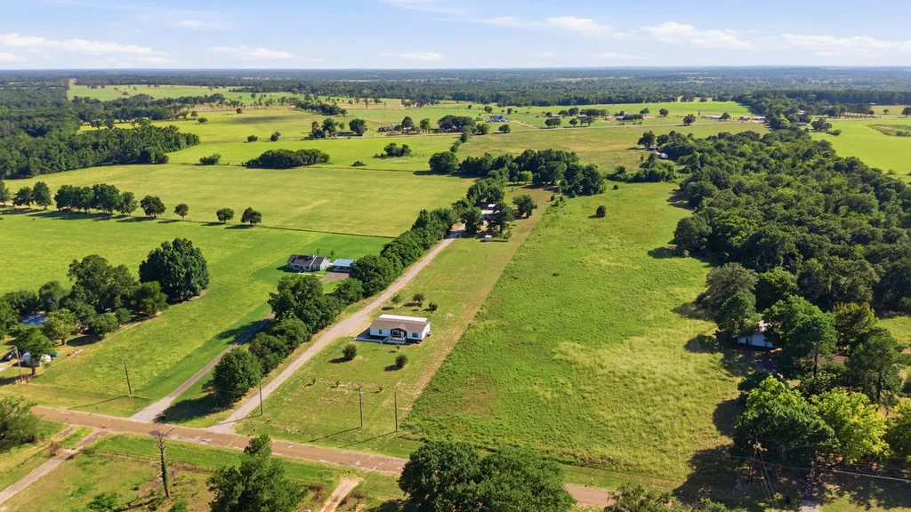 719 Vz County Road 4418 Canton TX 75103