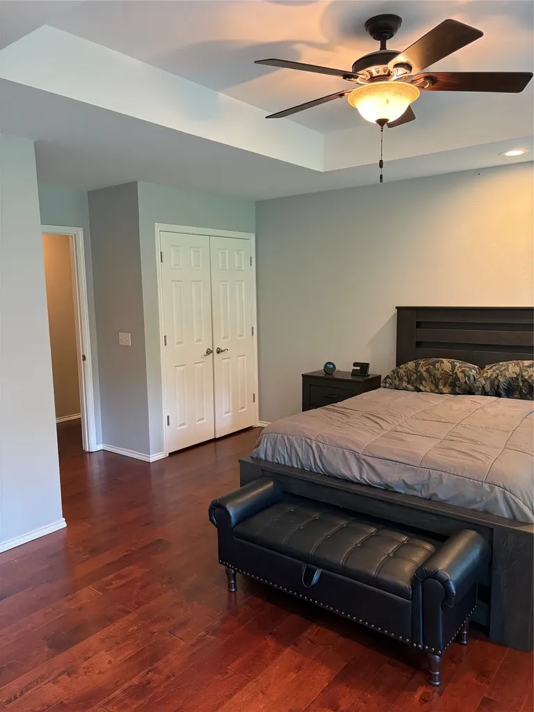 320 County Road 42560 Paris TX 75462