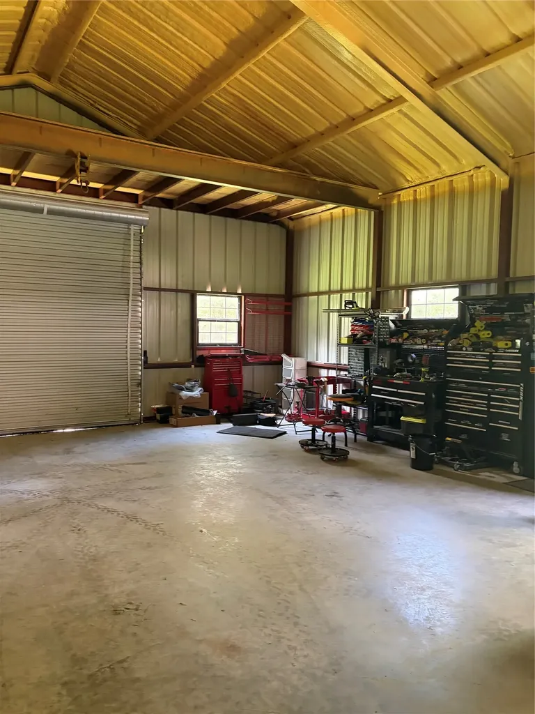 320 County Road 42560 Paris TX 75462
