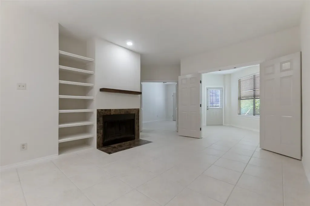 5550 Spring Valley Road Dallas TX 75254