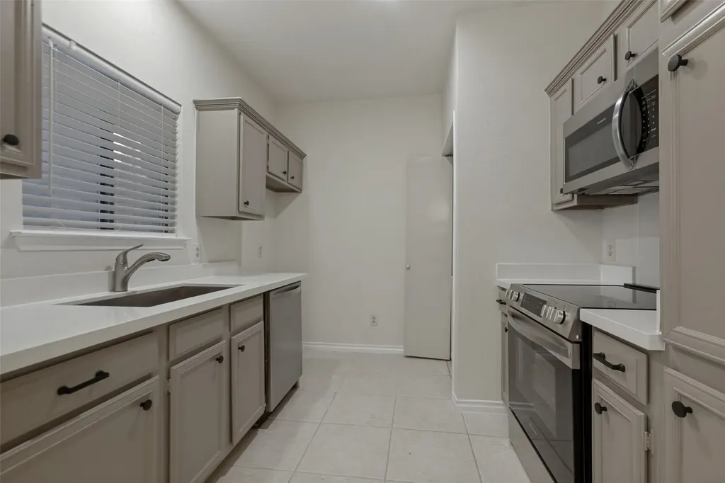 5550 Spring Valley Road Dallas TX 75254