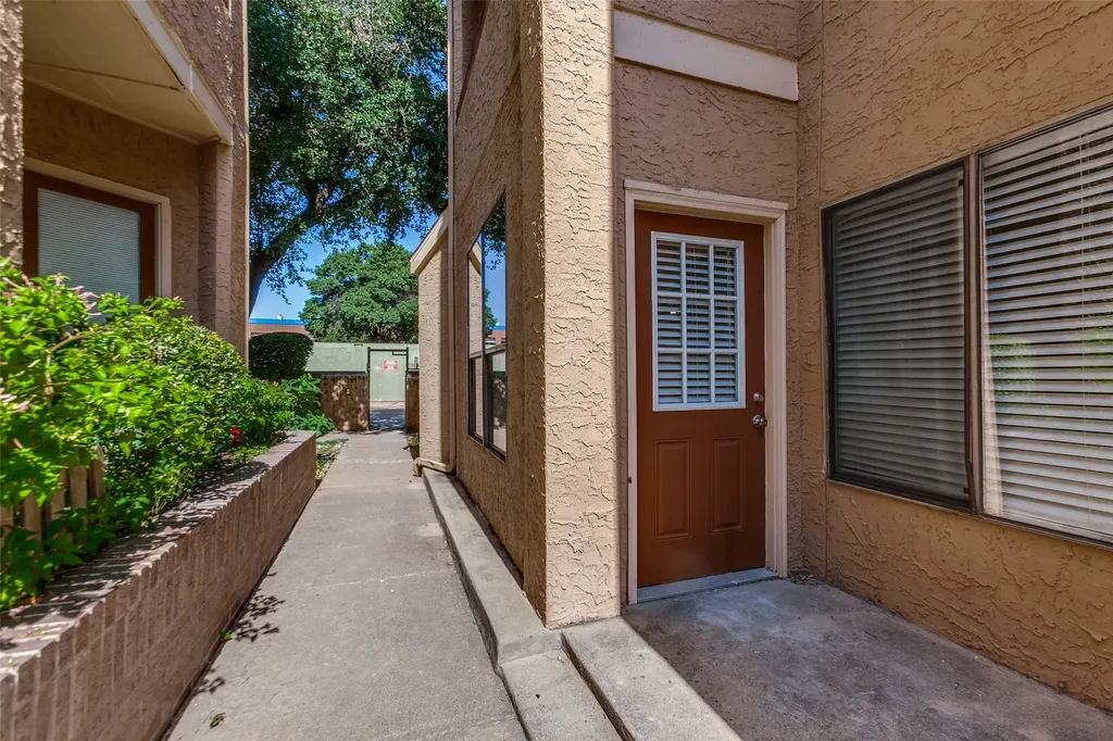 5550 Spring Valley Road Dallas TX 75254