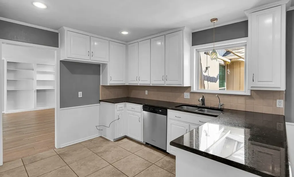 56 Sugar Creek Place Woodway TX 76712