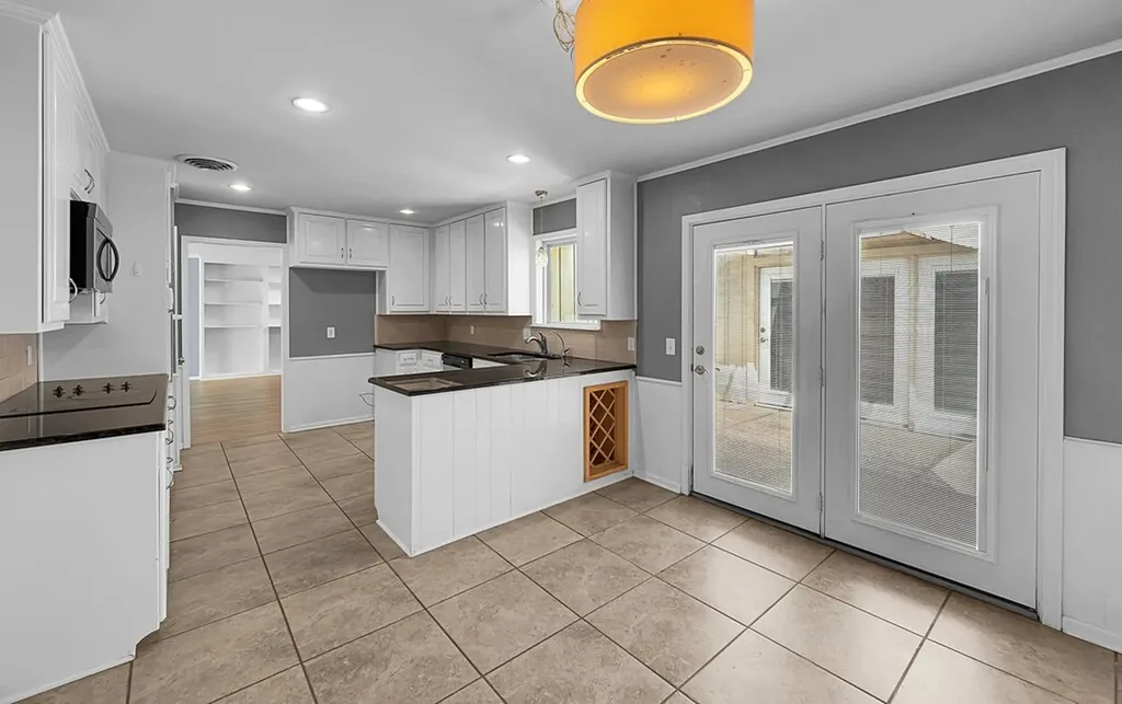 56 Sugar Creek Place Woodway TX 76712