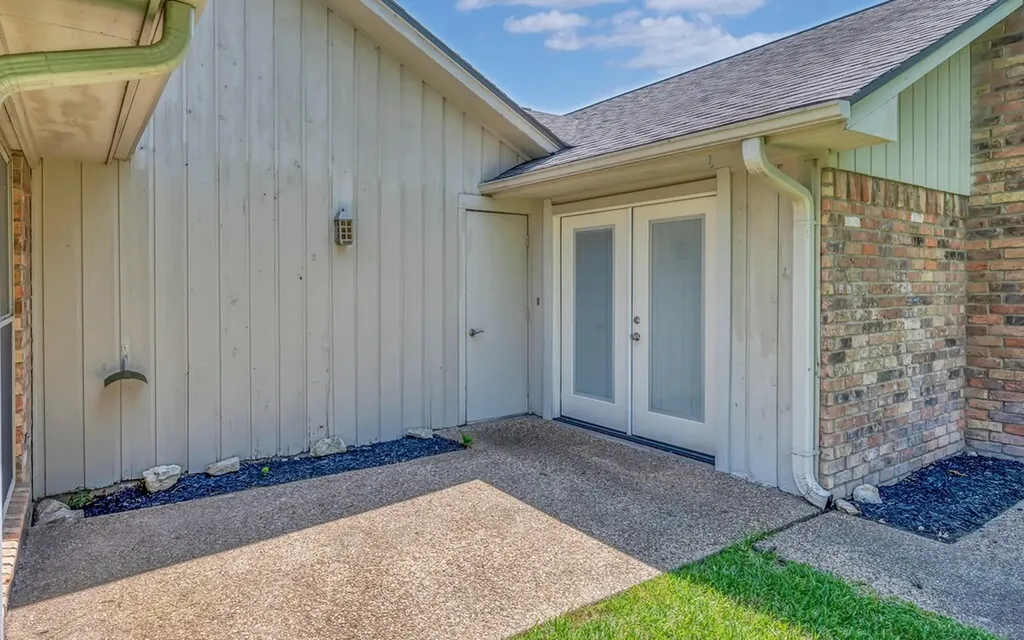 56 Sugar Creek Place Woodway TX 76712